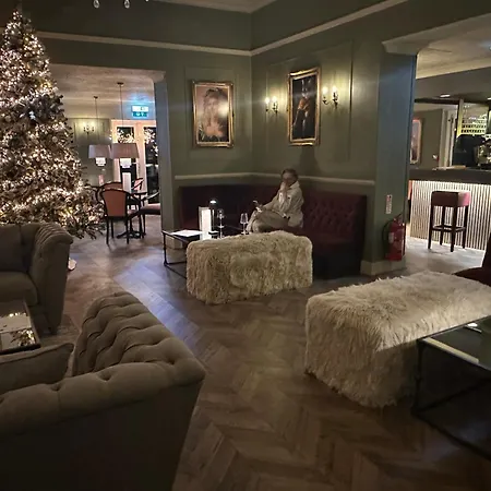 The Q Hotel 3*