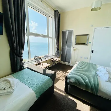 Mentone Hotel 3*