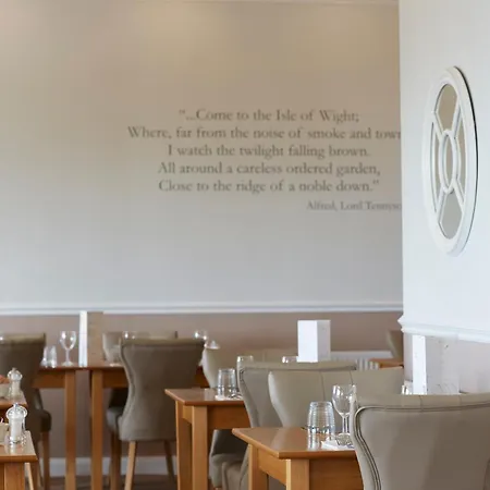 Hotel Luccombe Hall 4*