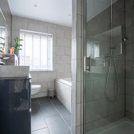 Holiday home Maycliffe *
