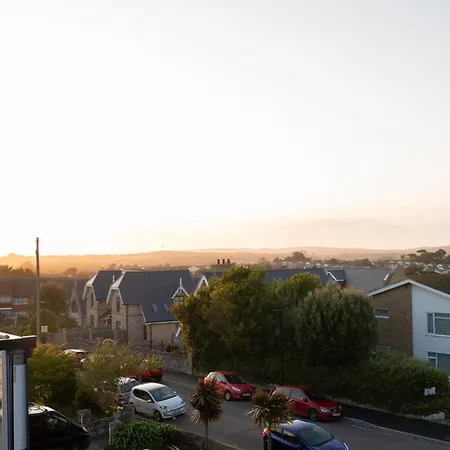 Holiday home Maycliffe *