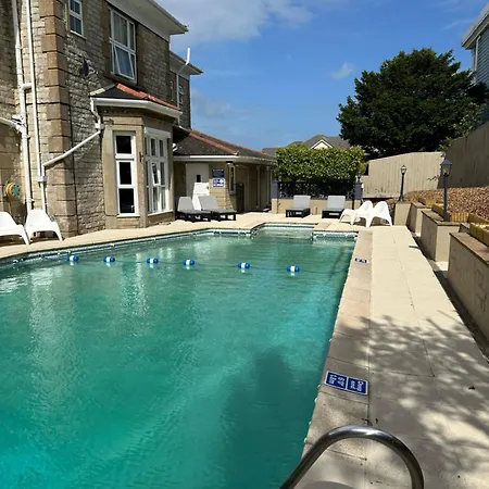 Hotel The Q 3*