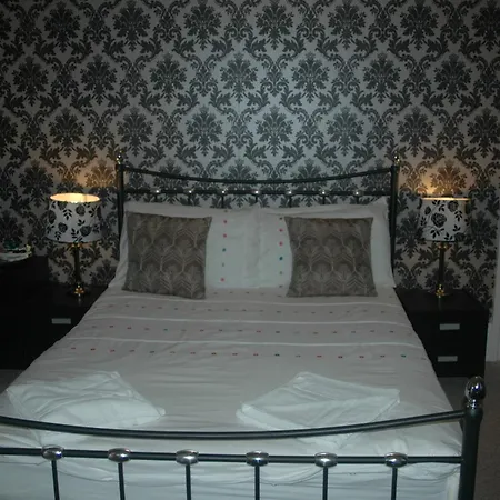 Guest house Somerton (adults Only) Shanklin