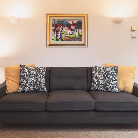 Luccombe Apartamento