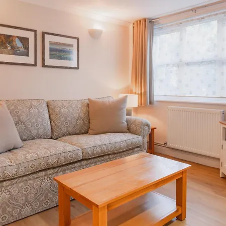 Luccombe Apartamento