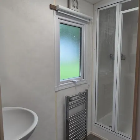 Excellent Static Caravan *