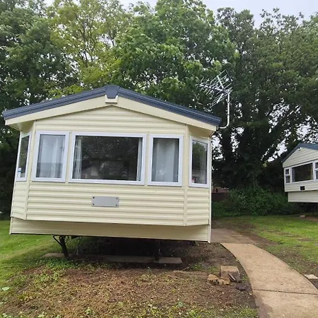Excellent Static Caravan *