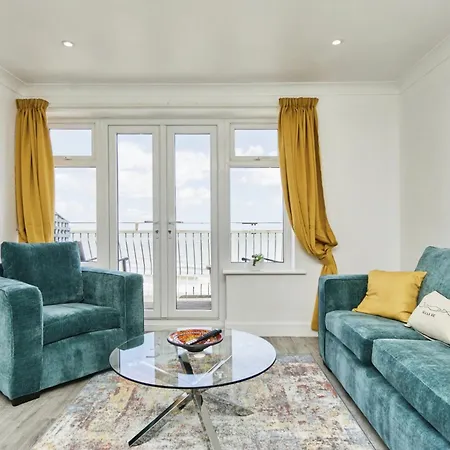 Osbourne At The Aqua Holiday home Shanklin