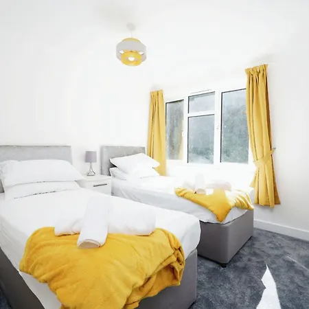 Holiday home Gurnard At The Aqua *