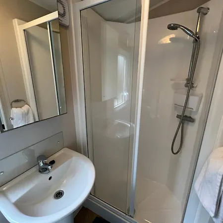 Apartment 3 Bedroom Caravan Mc37, Shanklin, Isle Of Wight