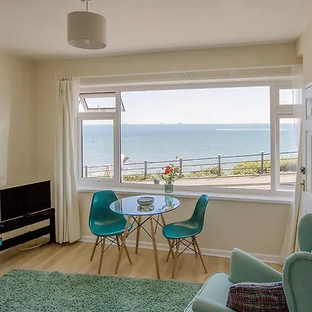 Beachside Bluff
