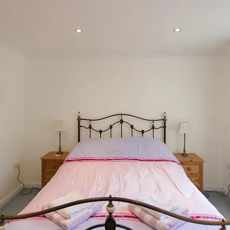 7 The Priory Apartment Shanklin