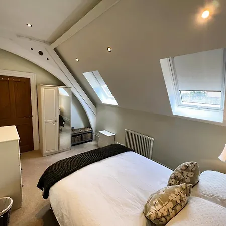 5 Old School Mews Holiday home