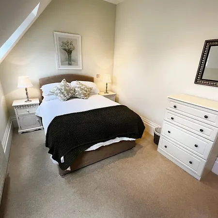 5 Old School Mews Holiday home