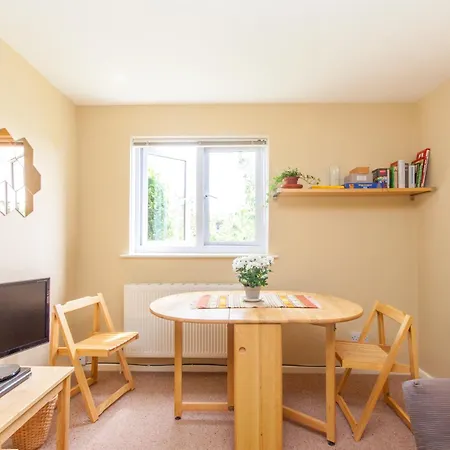 Apartment Isle Of Yoga Garden Flat
