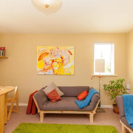 Apartment Isle Of Yoga Garden Flat *