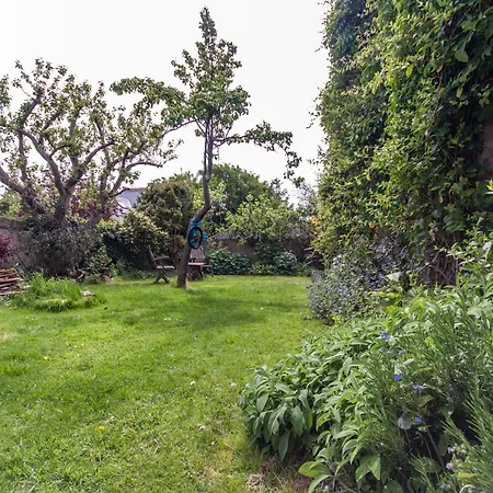 Apartment Isle Of Yoga Garden Flat Shanklin