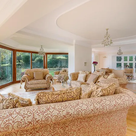 Chácara Luccombe Chine House - Rare Find A Spectacular Secluded Coastal Manor With Breathtaking Ocean View, Near Old Village Shanklin