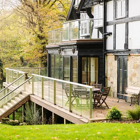 Luccombe Chine House - Rare Find A Spectacular Secluded Coastal Manor With Breathtaking Ocean View, Near Old Village * Shanklin