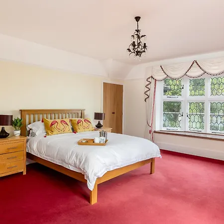 Luccombe Chine House - Rare Find A Spectacular Secluded Coastal Manor With Breathtaking Ocean View, Near Old Village Country house