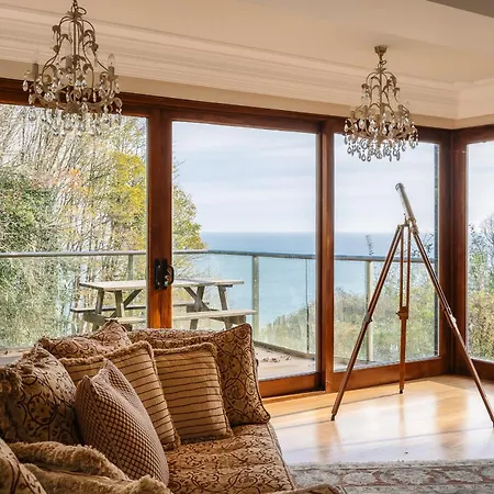Luccombe Chine House - Rare Find A Spectacular Secluded Coastal Manor With Breathtaking Ocean View, Near Old Village * Shanklin