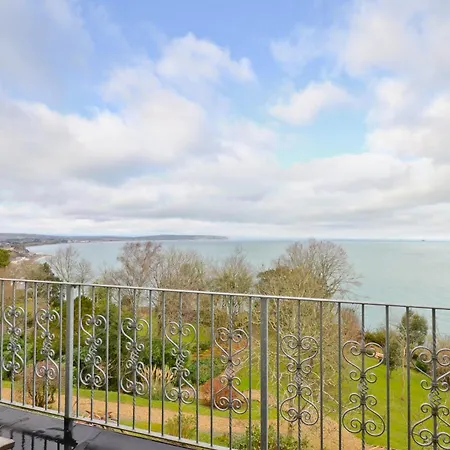 Stunning Ocean Views - Isle Of Wight Apartamento Shanklin