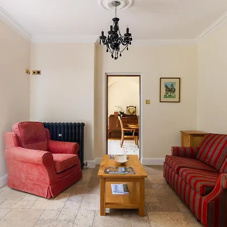 Luccombe Chine House - Rare Find A Spectacular Secluded Coastal Manor With Breathtaking Ocean View, Near Old Village