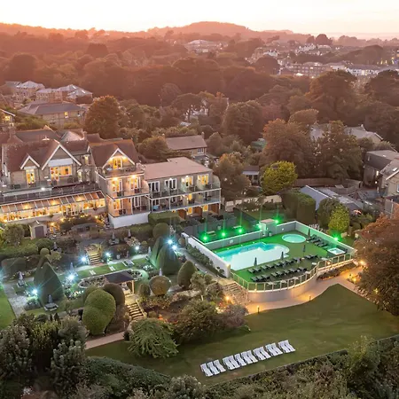 Luccombe Hall Hotel 4*