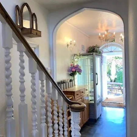 Apartment Enchanting 4 Bedroom