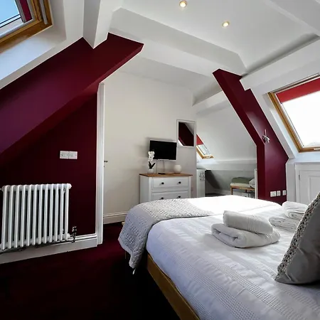 Apartment 6 Manor - Family Friendly In Old Village Shanklin
