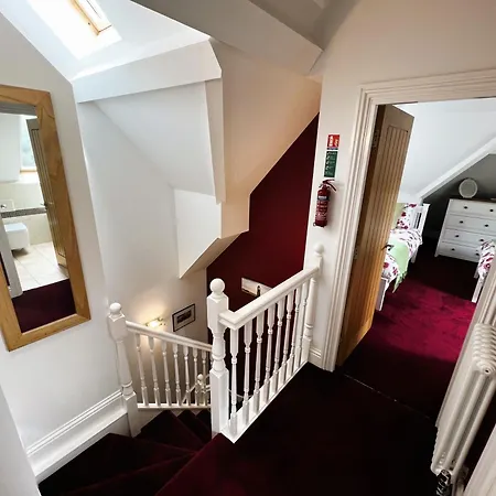 6 Manor - Family Friendly In Old Village * Shanklin