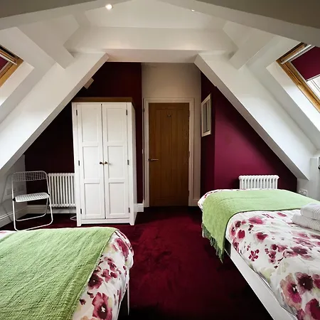 Apartment 6 Manor - Family Friendly In Old Village Shanklin