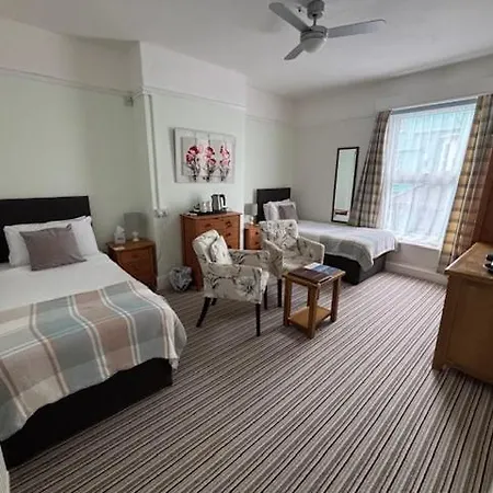 Hotel The Clifton 4*