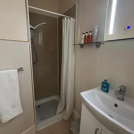 Bed & Breakfast St. Georges House Shanklin