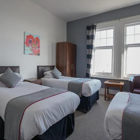 Oyo 3* Shanklin
