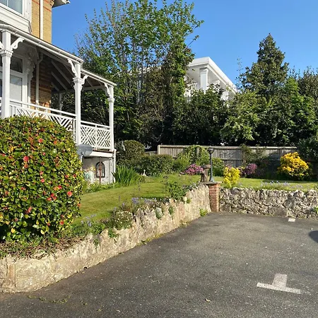 The Belmont Hotel