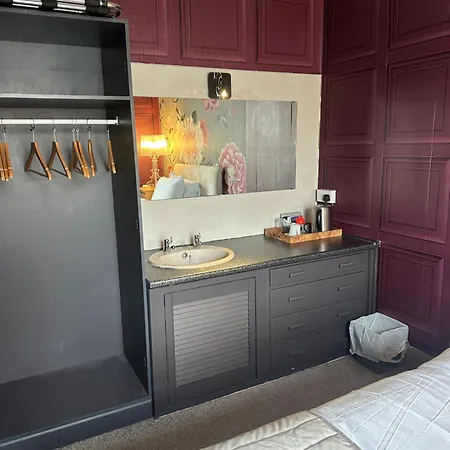The Q 3* Shanklin