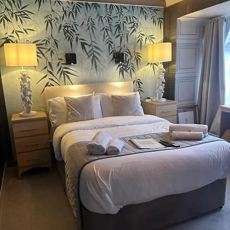 Hotel The Q Shanklin