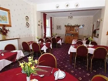 The Richmond - Adults Only 3*