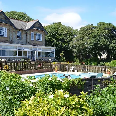 Luccombe Manor