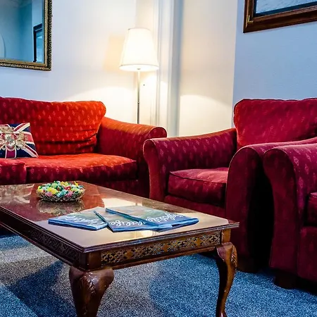 Bed & Breakfast The Avenue 4*