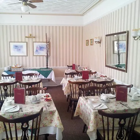 Roseglen Guest house