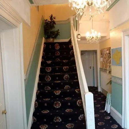 Guest house Roseglen 2*