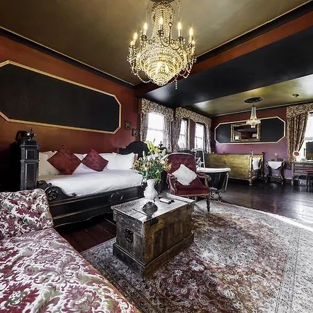 Hotel The Nightingale Mansion - Smart Hotel
