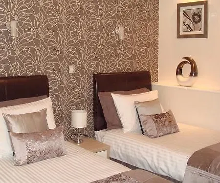 Casa de hóspedes The Fawley 4*