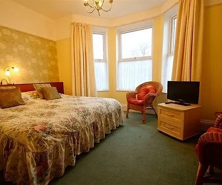 Heatherleigh Flat 3*