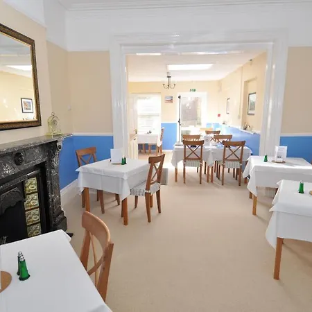 Westbury Pensión 4*