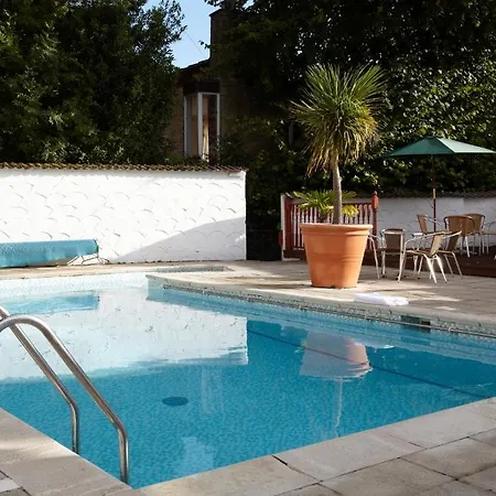 The Havelock 4*