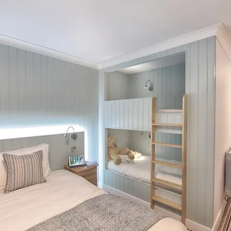Luccombe Hall 4* Shanklin
