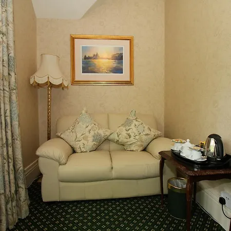 Rylstone Manor